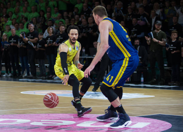 技征服球迷 技征服球迷