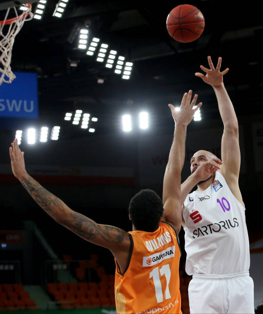 队品牌多元 队品牌多元