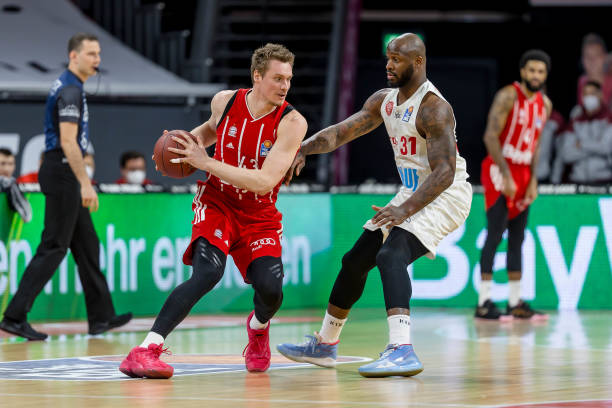 10号球衣 10号球衣